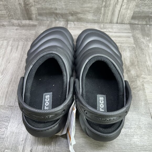 CROCS Lined Overpuff Women's size 10 Black Clogs - Picture 6 of 8